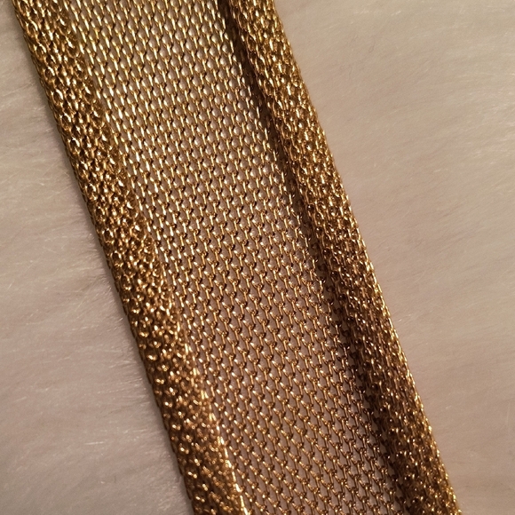 Vintage Gold Mesh Belt. Size Large. Great Condition. - Picture 9 of 9